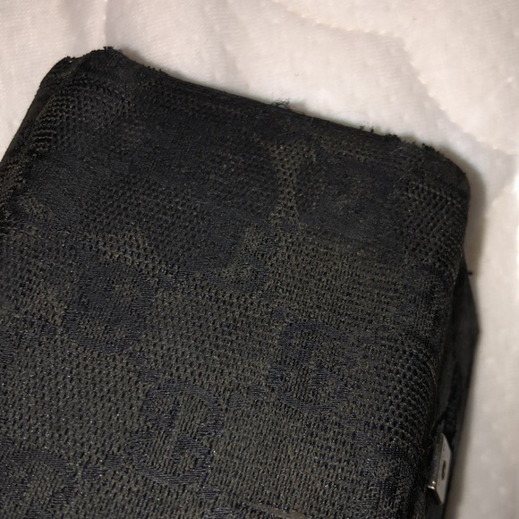 Gucci key holder just one ring left - Picture 12 of 12